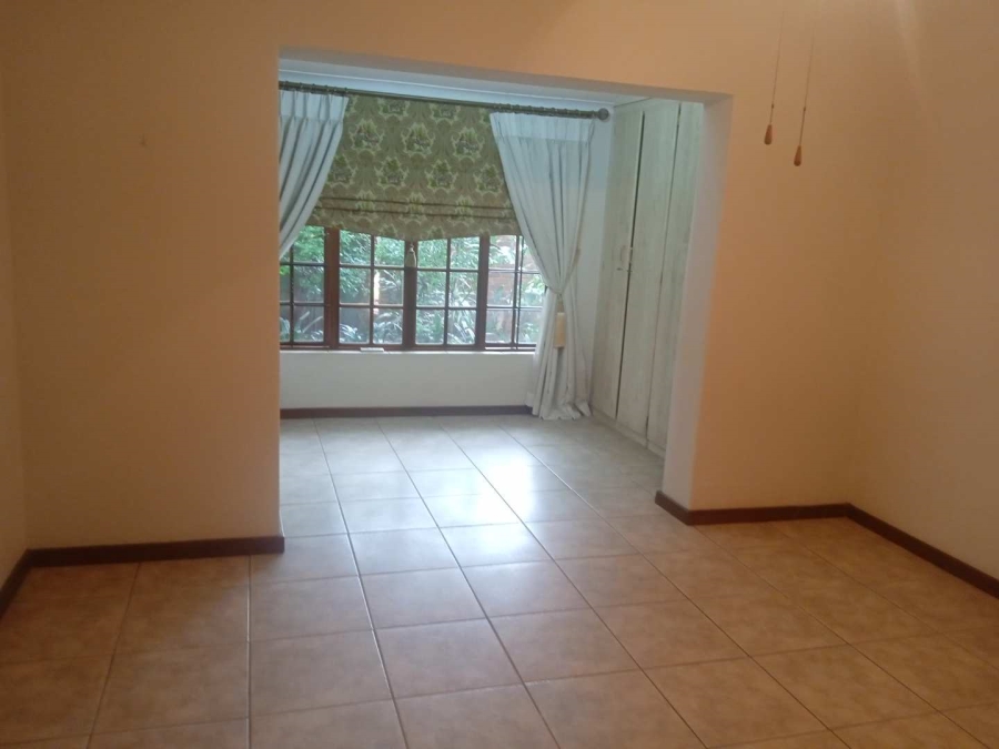 5 Bedroom Property for Sale in Theresa Park Gauteng