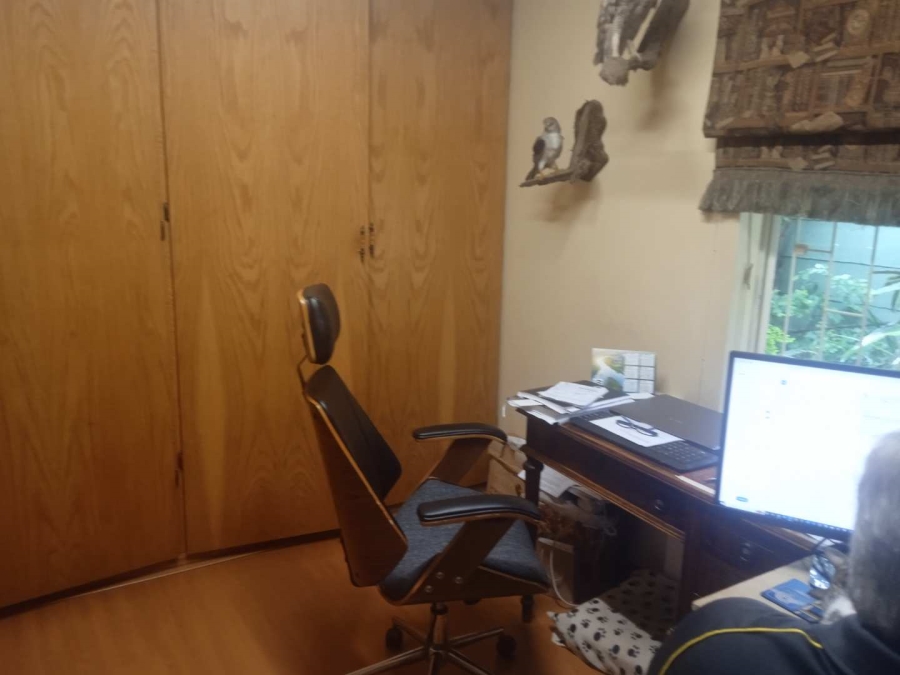 5 Bedroom Property for Sale in Theresa Park Gauteng