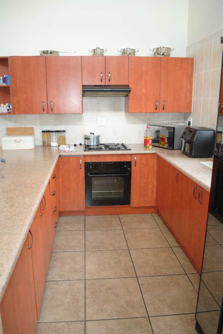 3 Bedroom Property for Sale in Kookrus Gauteng