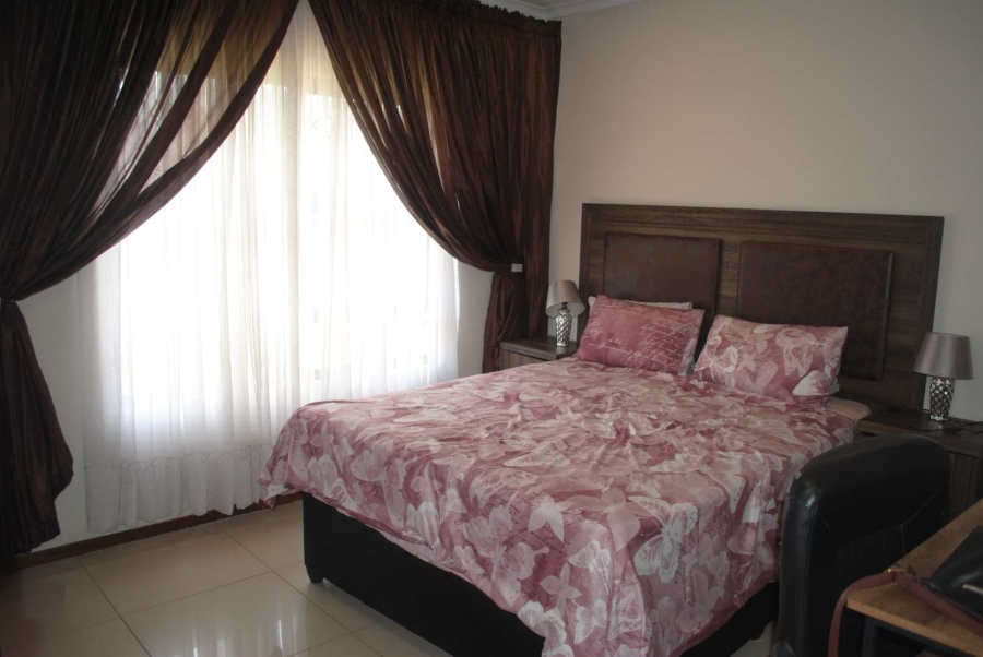 3 Bedroom Property for Sale in Kookrus Gauteng