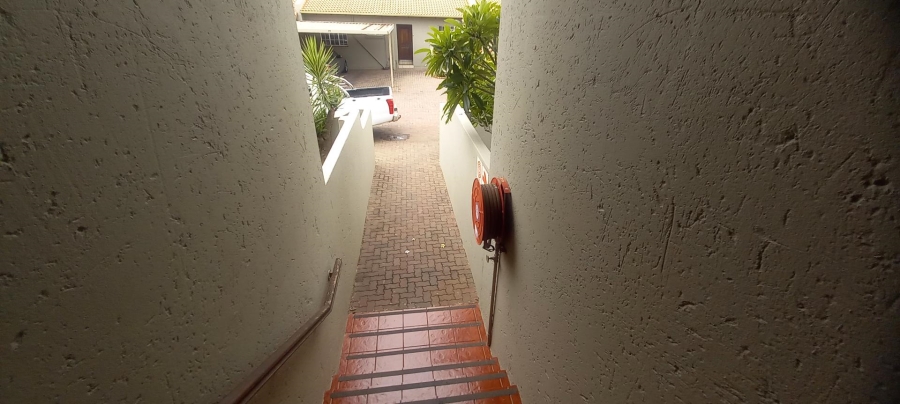 2 Bedroom Property for Sale in Freeway Park Gauteng