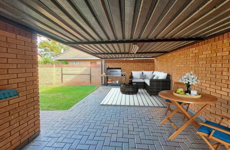 2 Bedroom Property for Sale in Clubview Gauteng