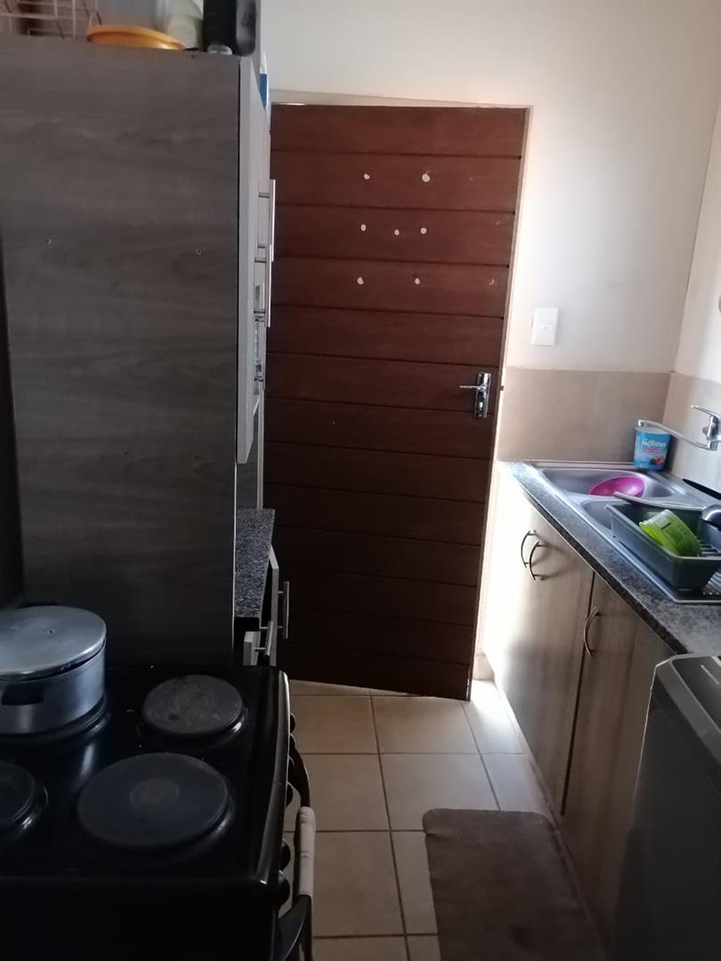 2 Bedroom Property for Sale in Palm Ridge Gauteng