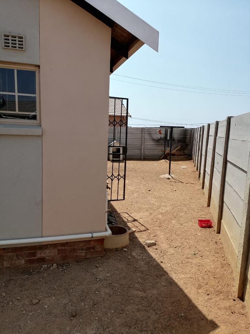 2 Bedroom Property for Sale in Palm Ridge Gauteng