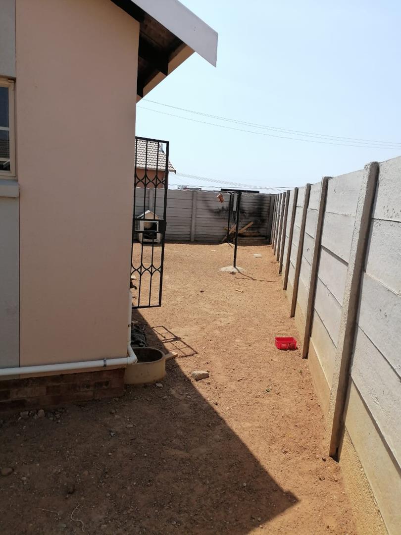 2 Bedroom Property for Sale in Palm Ridge Gauteng