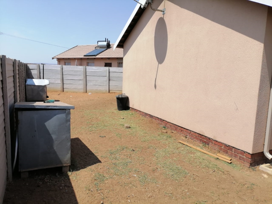 2 Bedroom Property for Sale in Palm Ridge Gauteng