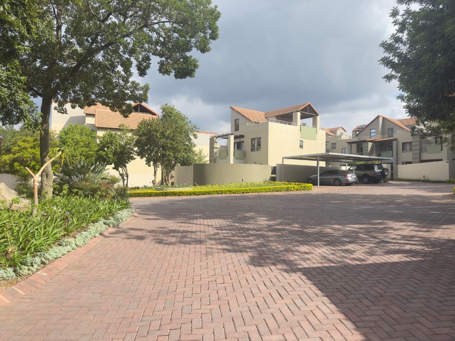 2 Bedroom Property for Sale in Broadacres Gauteng