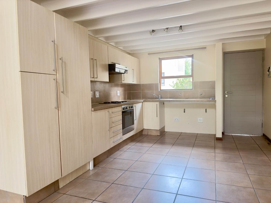 2 Bedroom Property for Sale in Broadacres Gauteng