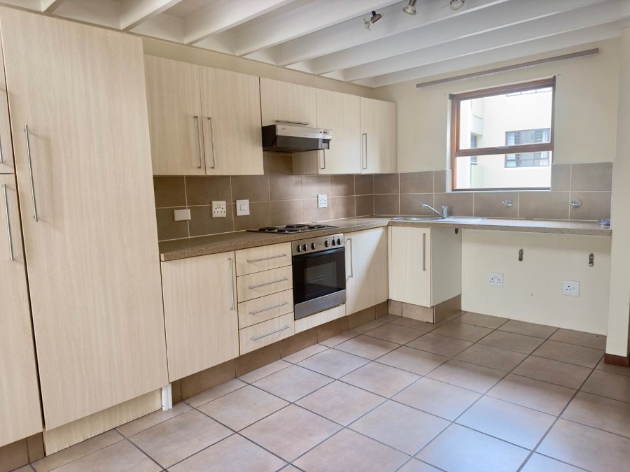 2 Bedroom Property for Sale in Broadacres Gauteng