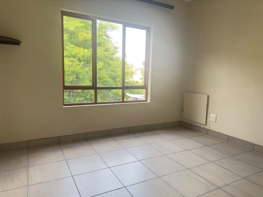 2 Bedroom Property for Sale in Broadacres Gauteng