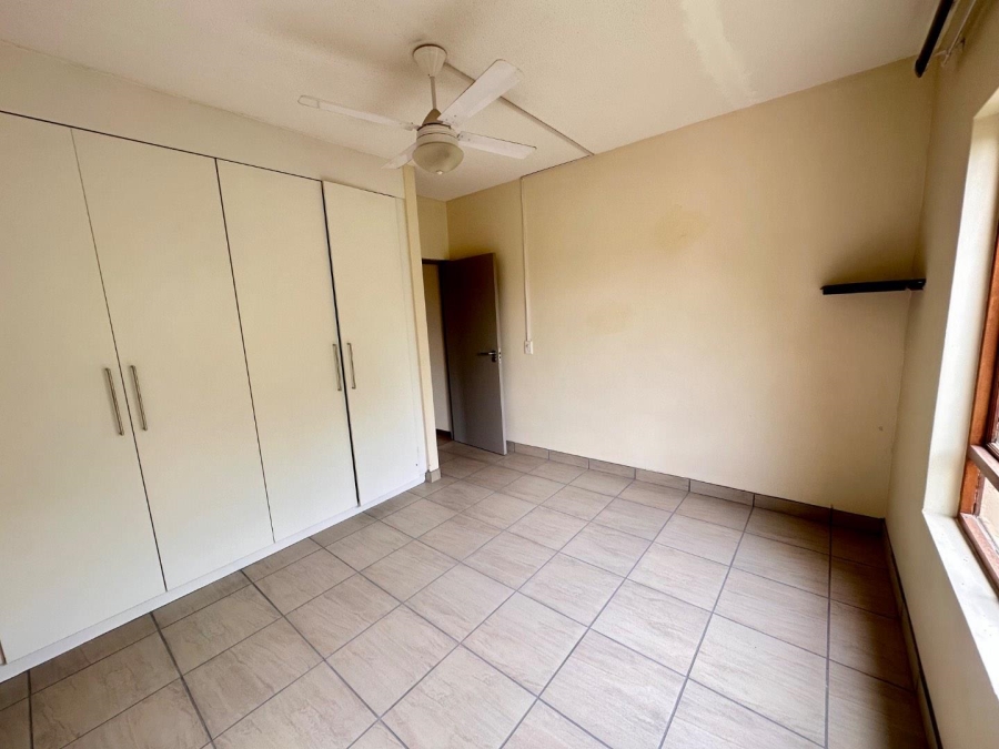 2 Bedroom Property for Sale in Broadacres Gauteng