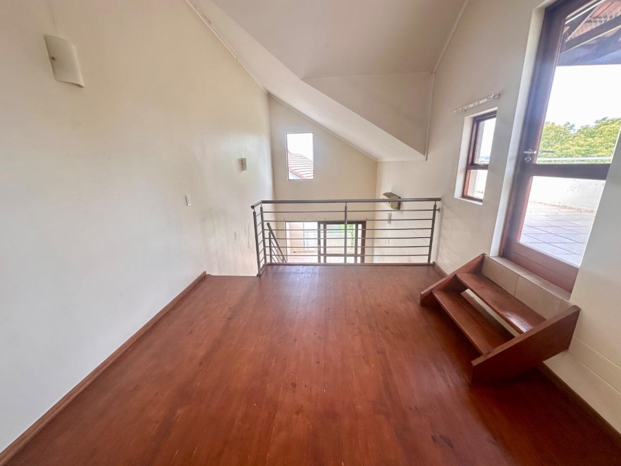 2 Bedroom Property for Sale in Broadacres Gauteng