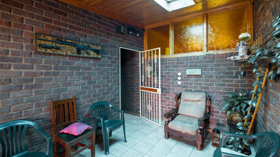 4 Bedroom Property for Sale in Dalpark Gauteng