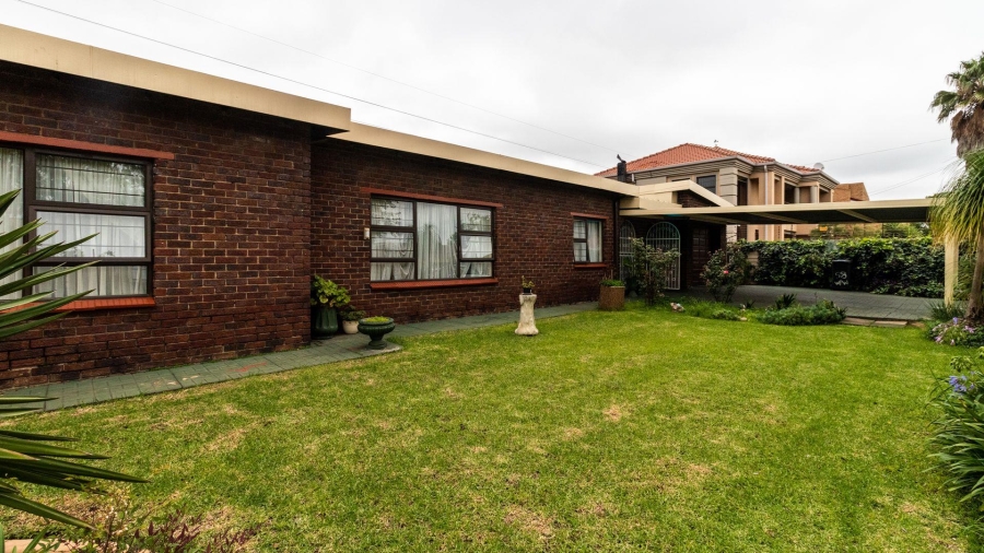 4 Bedroom Property for Sale in Dalpark Gauteng