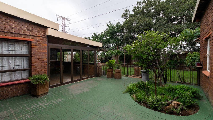 4 Bedroom Property for Sale in Dalpark Gauteng