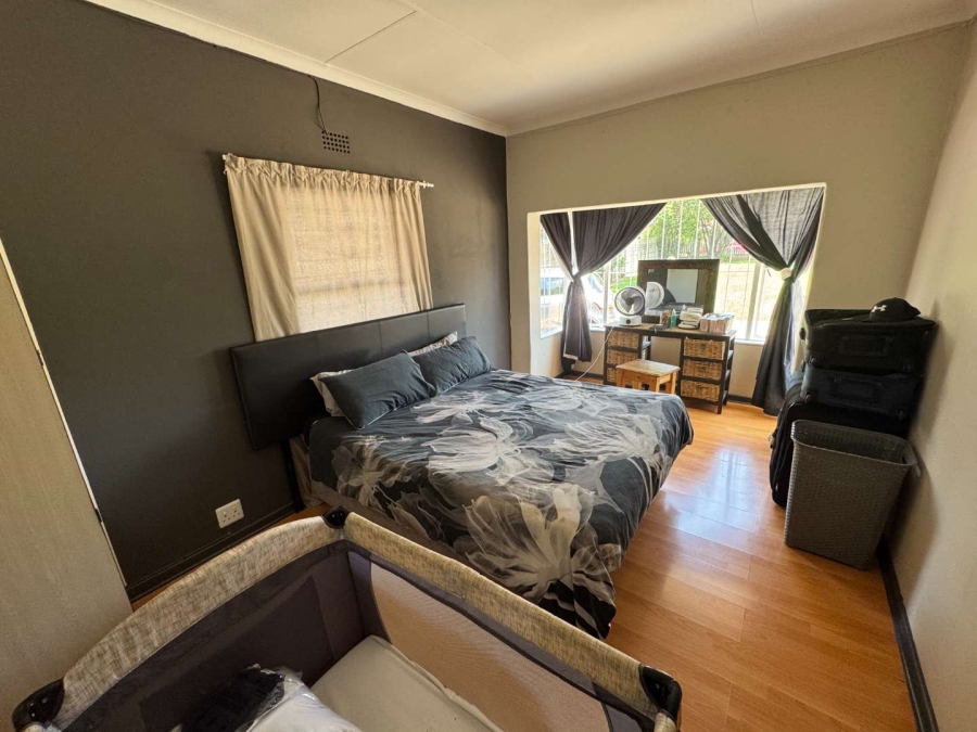 6 Bedroom Property for Sale in Brackendowns Ext 2 Gauteng