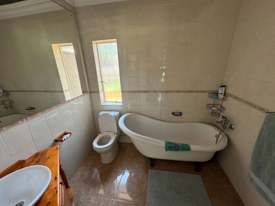 6 Bedroom Property for Sale in Brackendowns Ext 2 Gauteng
