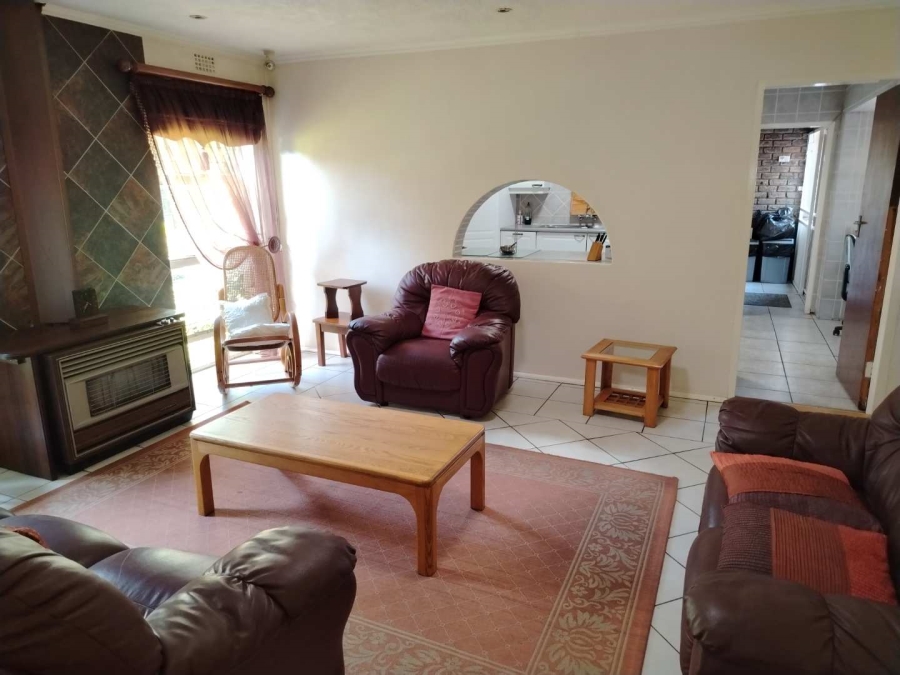 4 Bedroom Property for Sale in Selcourt Gauteng