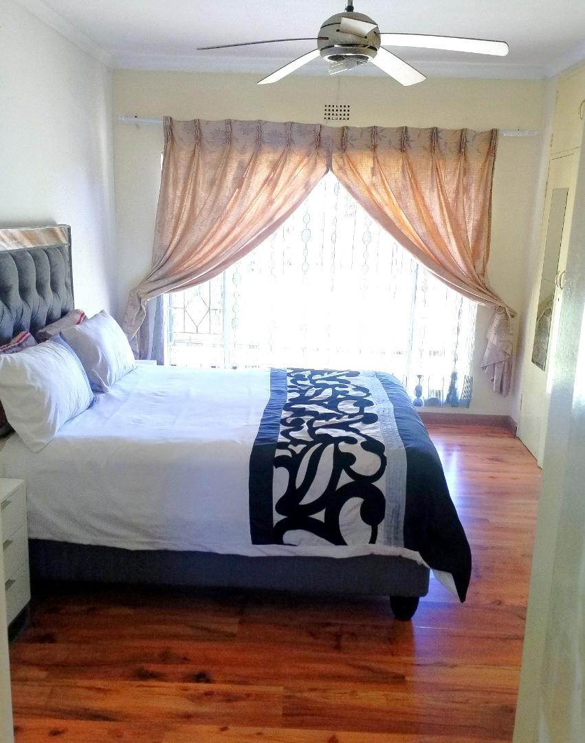3 Bedroom Property for Sale in Glenvista Gauteng