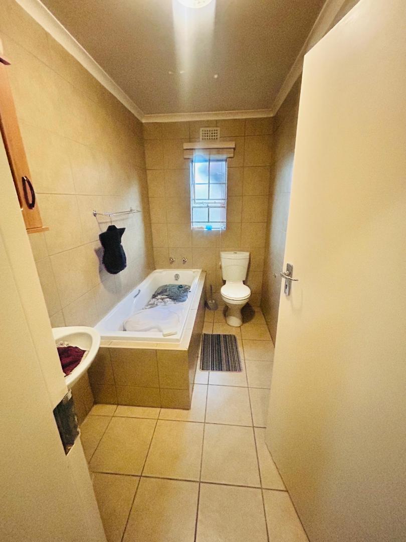 3 Bedroom Property for Sale in Thatch Hill Estate Gauteng