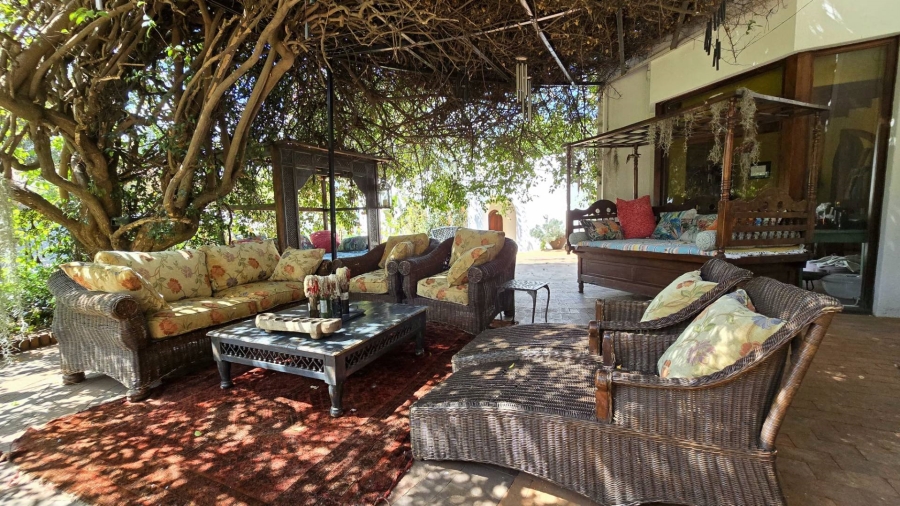 5 Bedroom Property for Sale in Alberante Gauteng