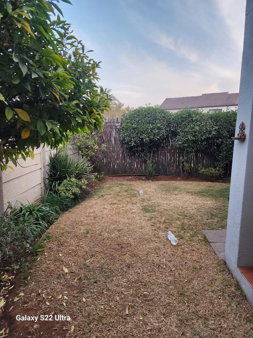 2 Bedroom Property for Sale in Verwoerdpark Gauteng