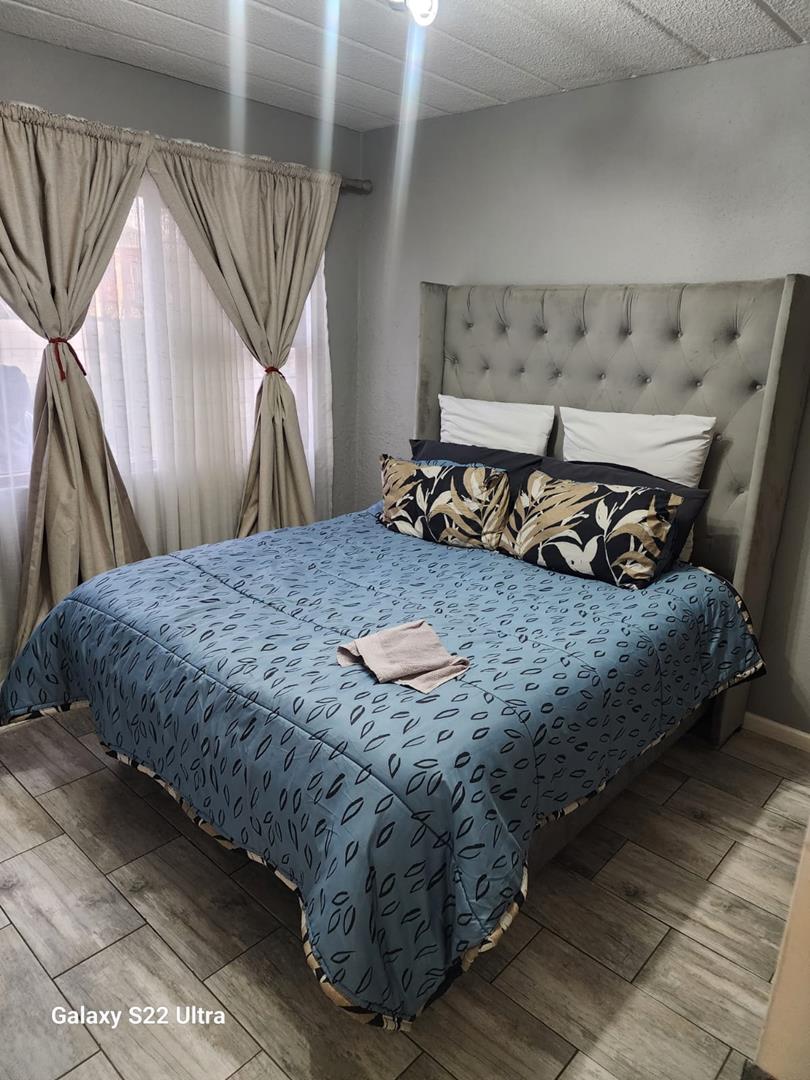 2 Bedroom Property for Sale in Verwoerdpark Gauteng