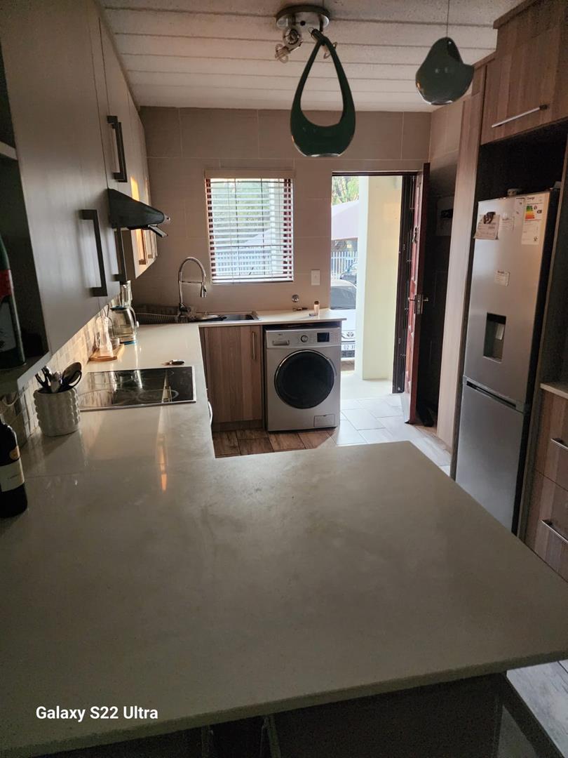 2 Bedroom Property for Sale in Verwoerdpark Gauteng