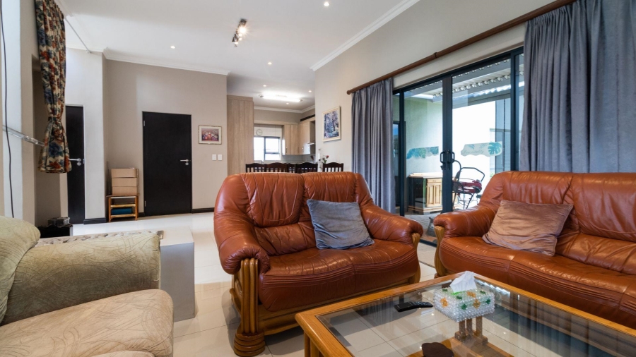 3 Bedroom Property for Sale in La Como Lifestyle Estate Gauteng