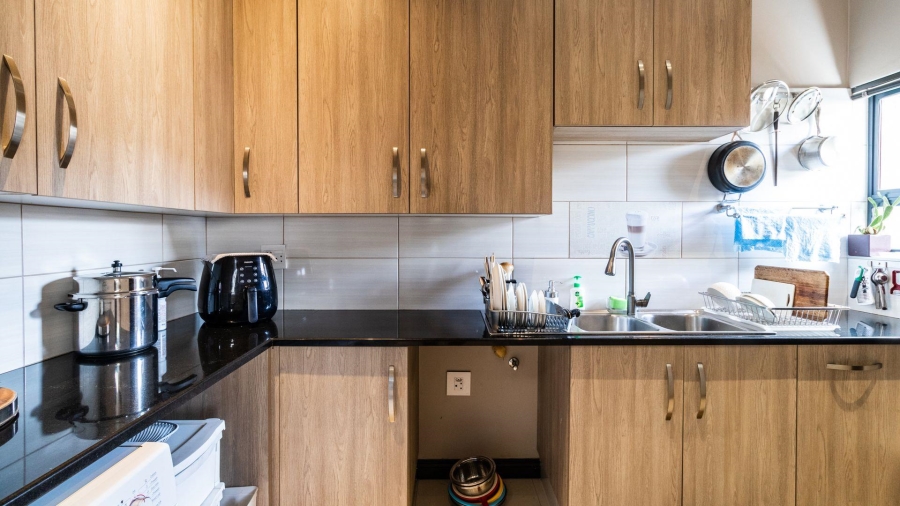 3 Bedroom Property for Sale in La Como Lifestyle Estate Gauteng