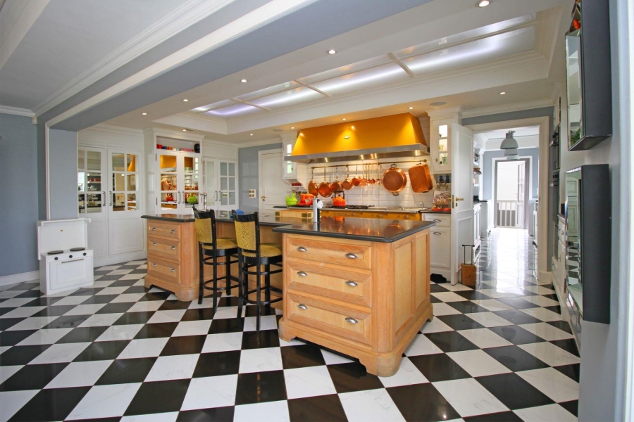 5 Bedroom Property for Sale in Fourways Gauteng