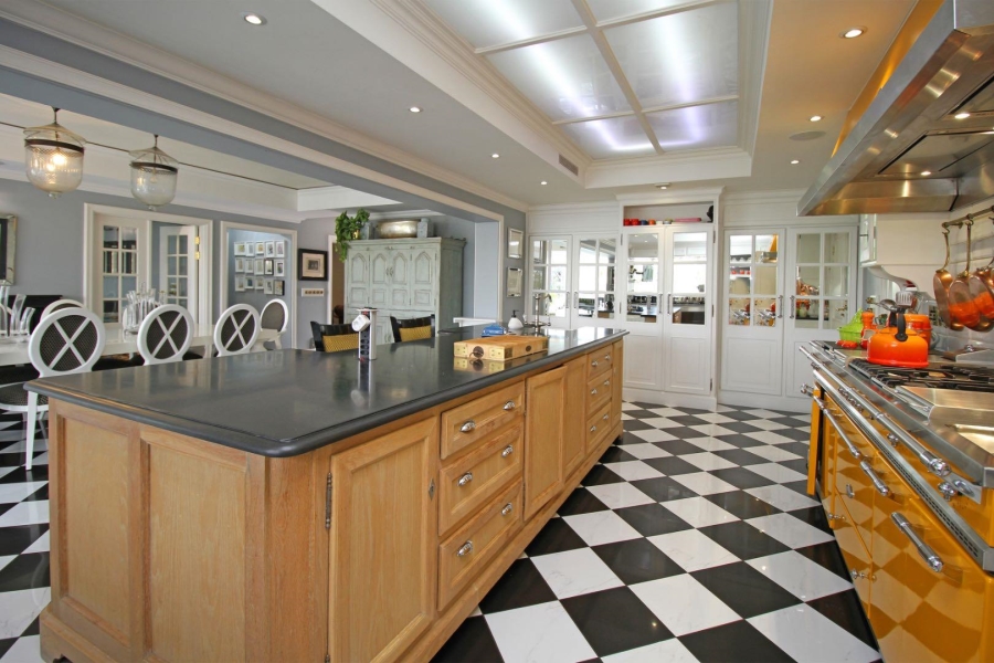 5 Bedroom Property for Sale in Fourways Gauteng