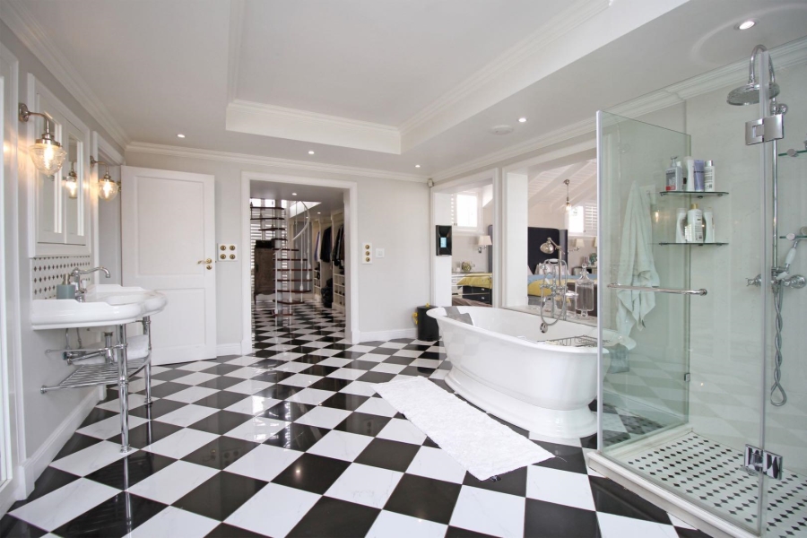 5 Bedroom Property for Sale in Fourways Gauteng