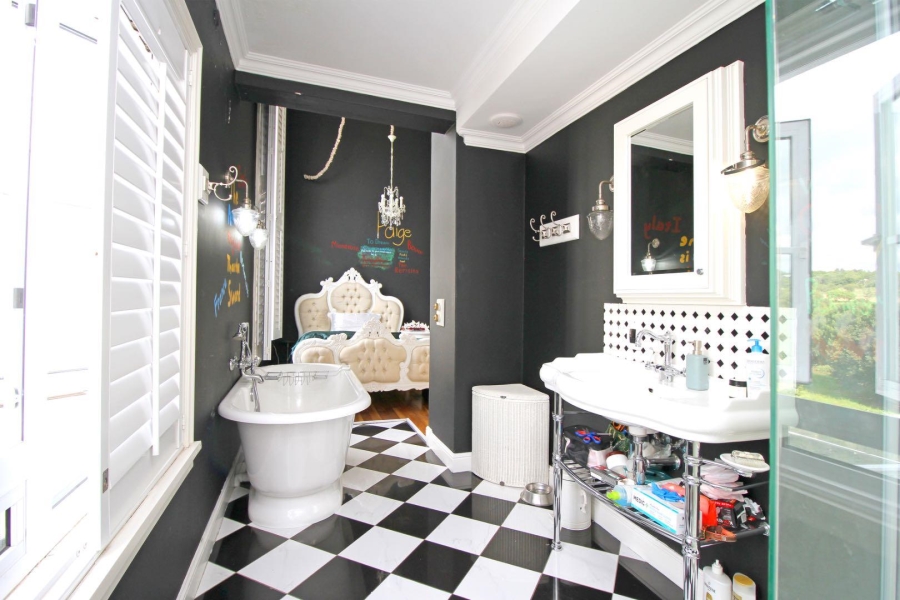 5 Bedroom Property for Sale in Fourways Gauteng