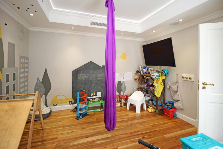 5 Bedroom Property for Sale in Fourways Gauteng