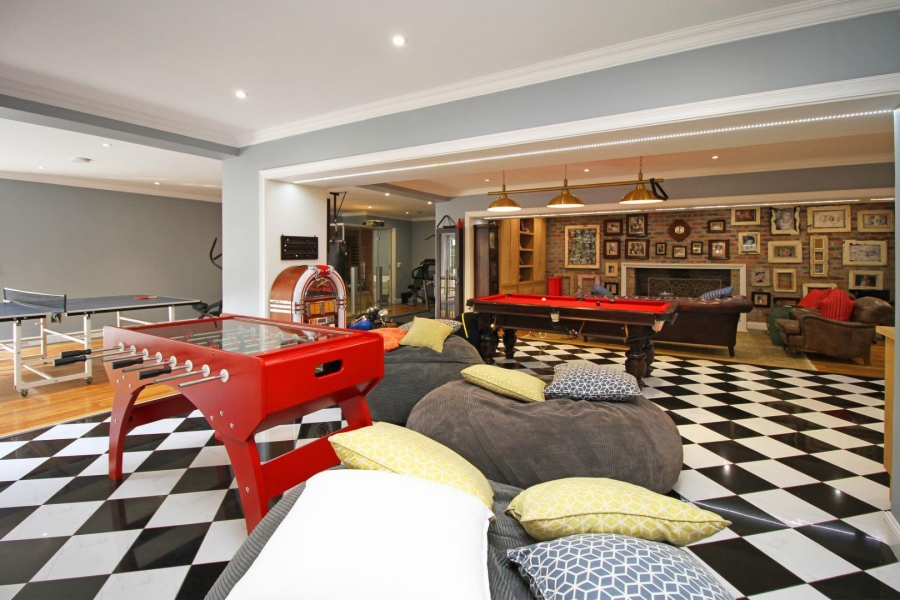 5 Bedroom Property for Sale in Fourways Gauteng