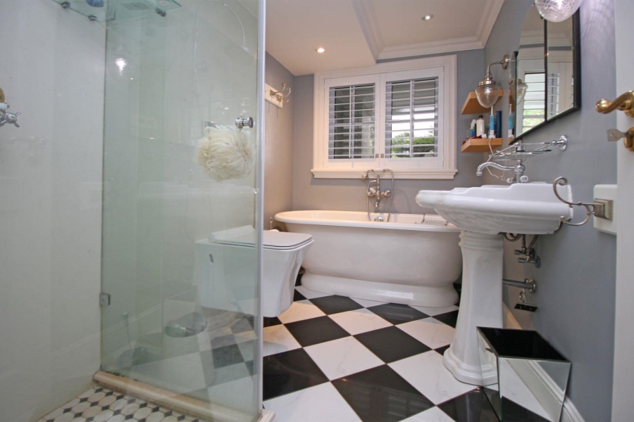 5 Bedroom Property for Sale in Fourways Gauteng