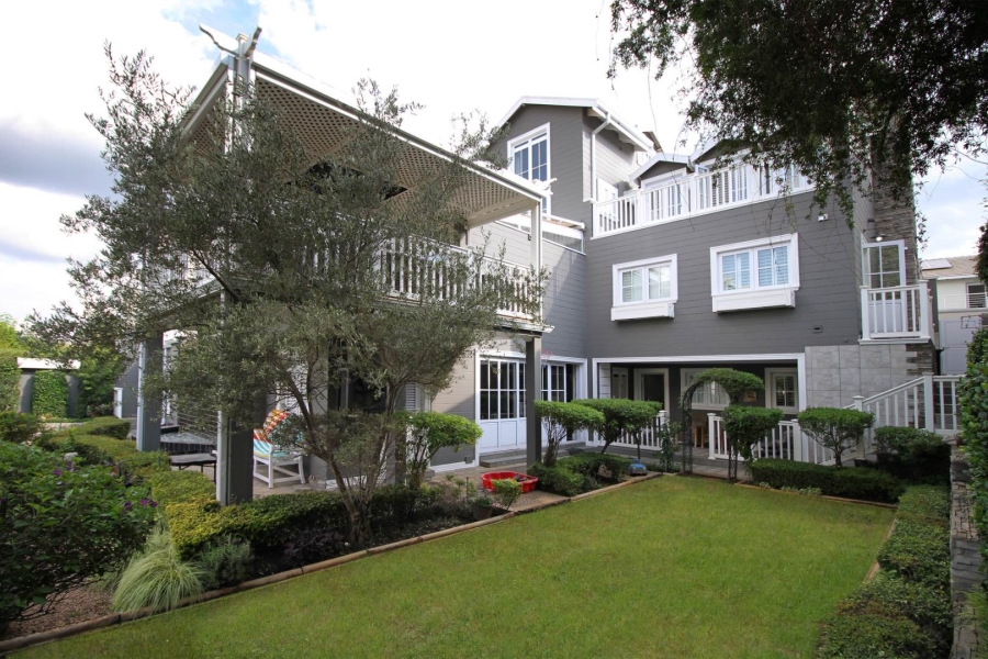 5 Bedroom Property for Sale in Fourways Gauteng