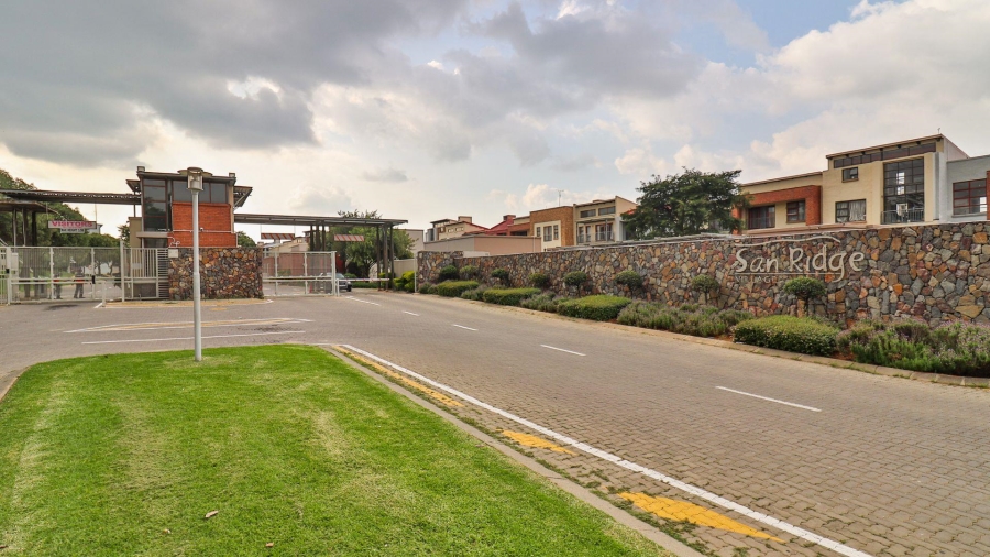 2 Bedroom Property for Sale in Midridge Park Gauteng