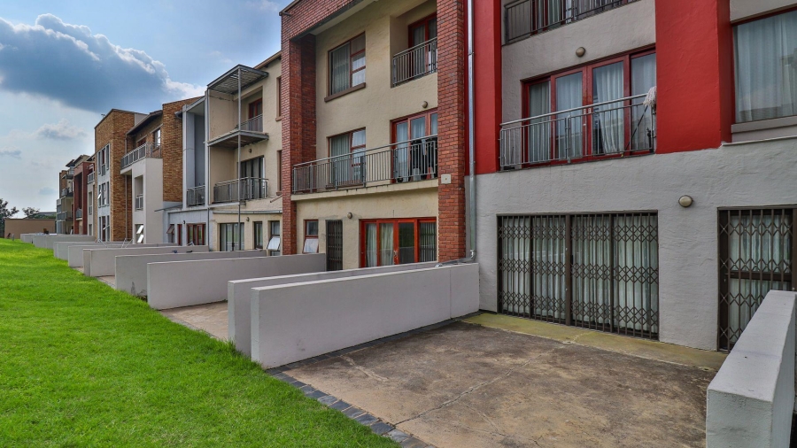 2 Bedroom Property for Sale in Midridge Park Gauteng