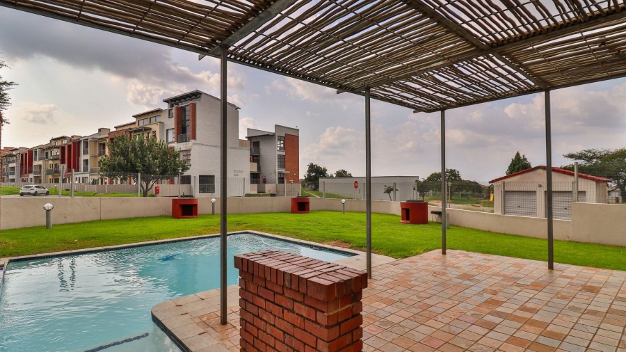 2 Bedroom Property for Sale in Midridge Park Gauteng