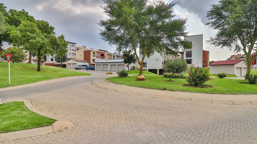 2 Bedroom Property for Sale in Midridge Park Gauteng