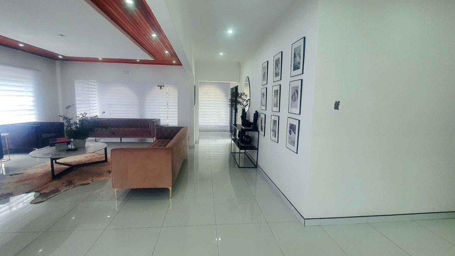 6 Bedroom Property for Sale in Winchester Hills Gauteng