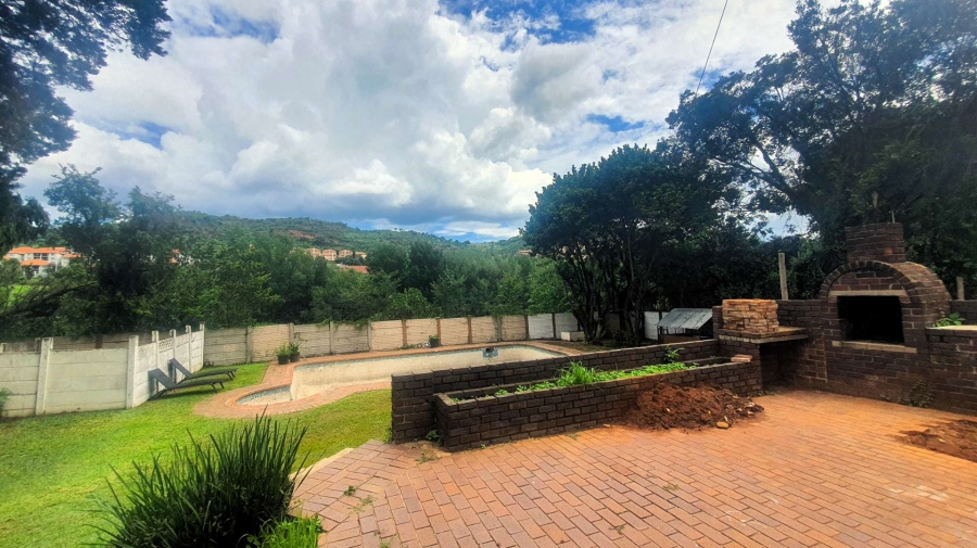 6 Bedroom Property for Sale in Winchester Hills Gauteng
