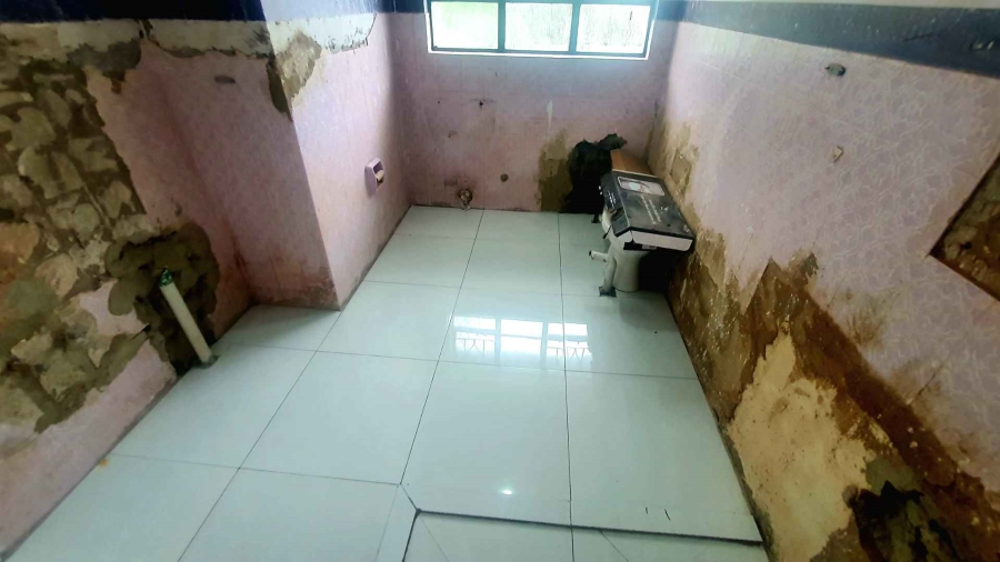 6 Bedroom Property for Sale in Winchester Hills Gauteng