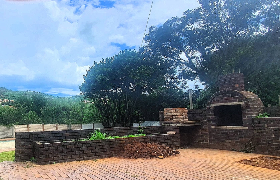 6 Bedroom Property for Sale in Winchester Hills Gauteng