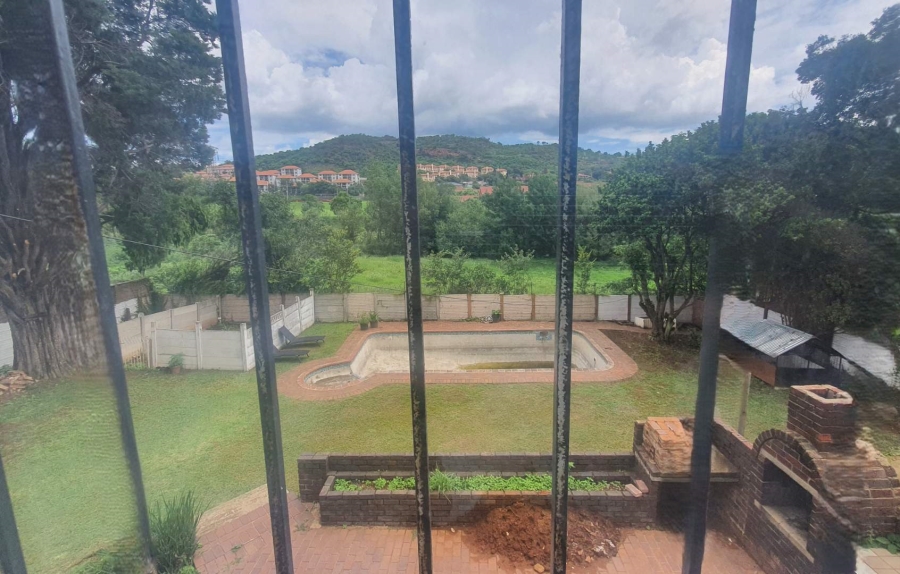 6 Bedroom Property for Sale in Winchester Hills Gauteng