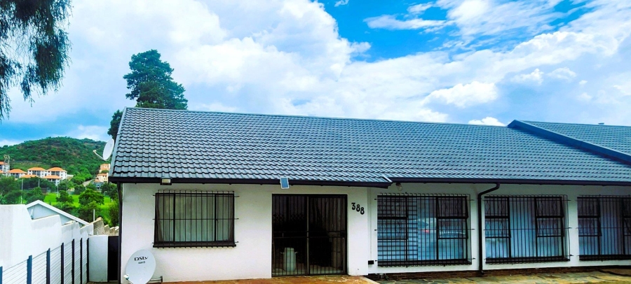 6 Bedroom Property for Sale in Winchester Hills Gauteng