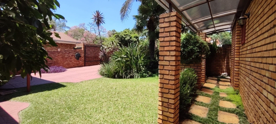 4 Bedroom Property for Sale in Menlyn Gauteng