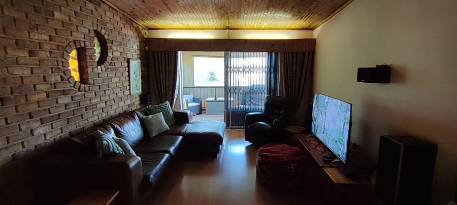 4 Bedroom Property for Sale in Menlyn Gauteng